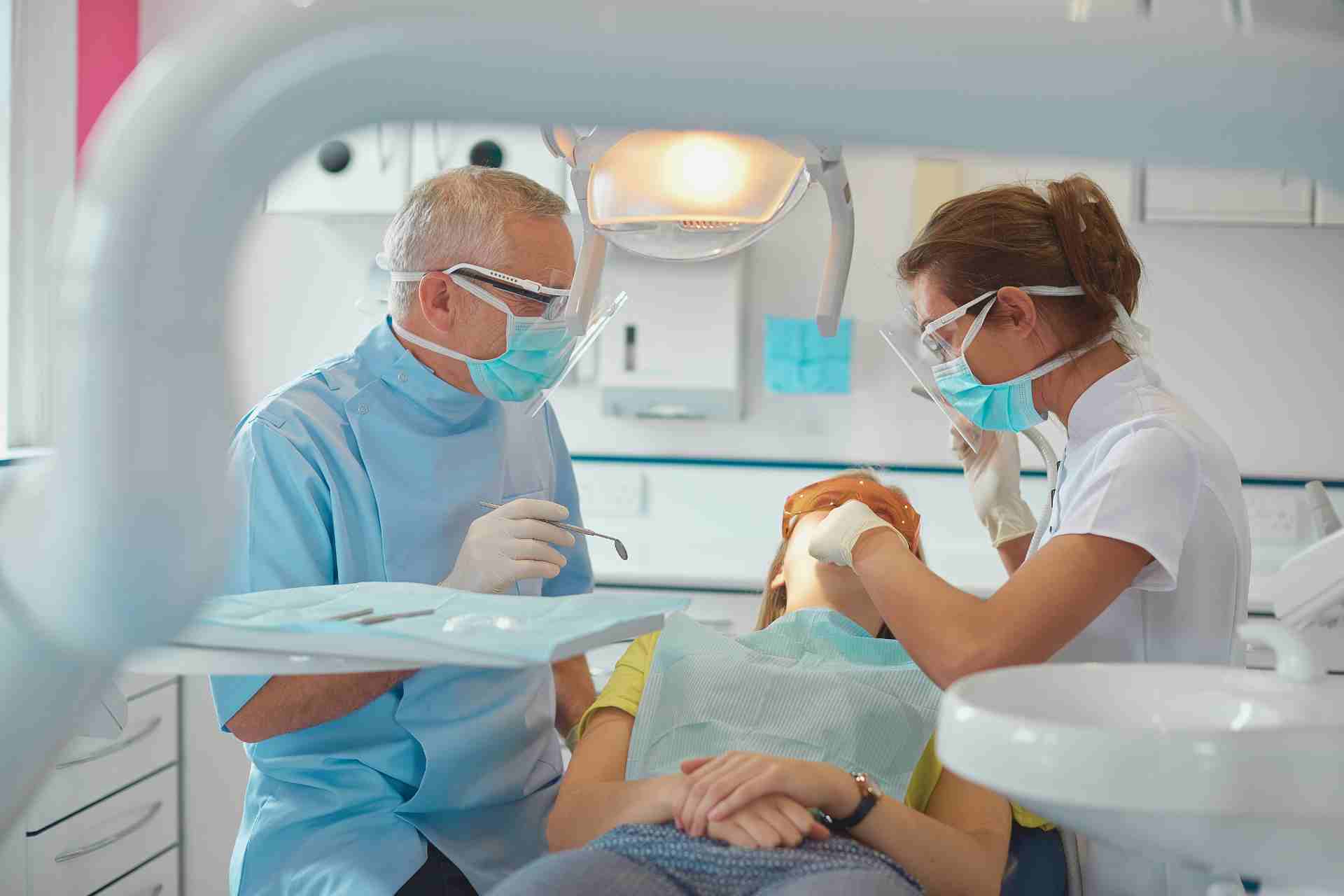 Dentist in De Soto, KS